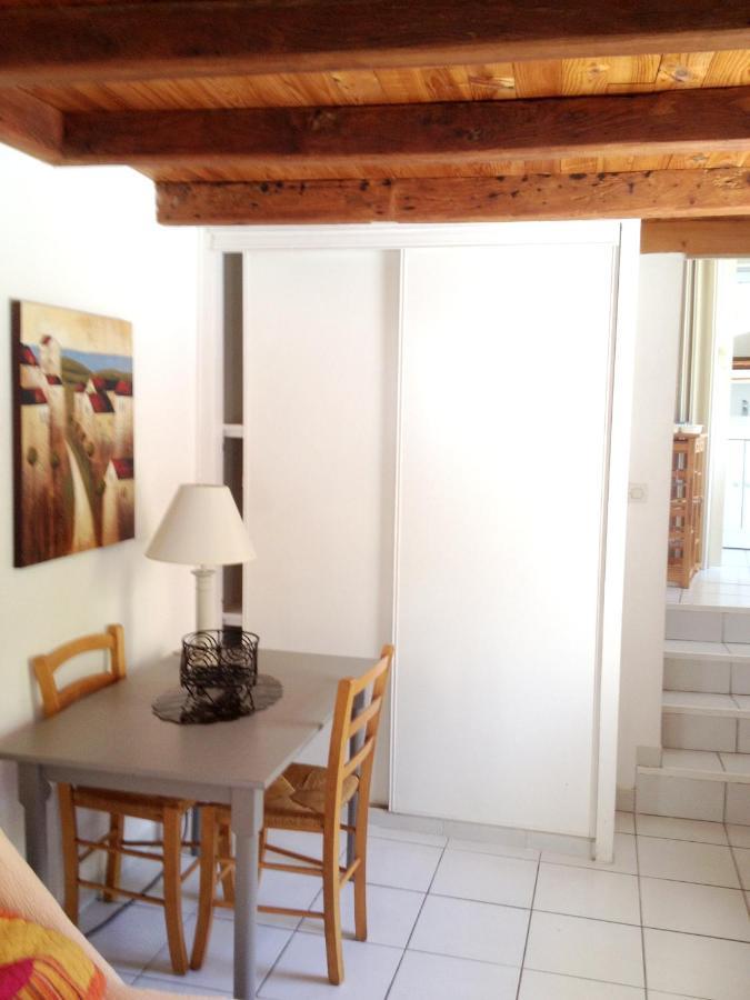 Studio Avec Piscine Privee Jardin Clos Et Wifi A Saint Jean D'Angely Kültér fotó
